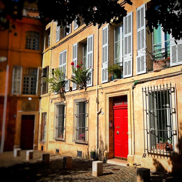 Porte rouge / Quartier Mazarin
