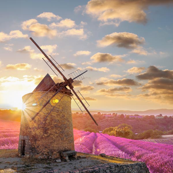 Moulin à vent en Provence