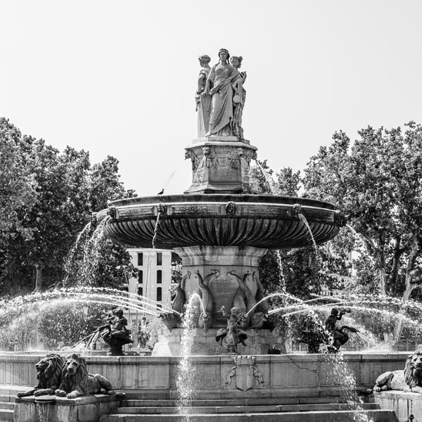 Fontaine la Rotonde