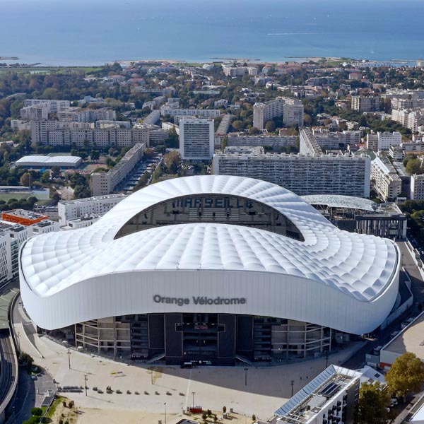 Stade vélodrome / Le football, une religion ...